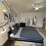 Cityappartluxe Am Hofgarten - Zwischen Uni Und Stadt-zentrum Μπαϊρόιτ